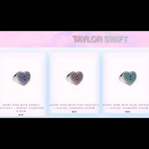 ISO taylor swift lover ring❤️